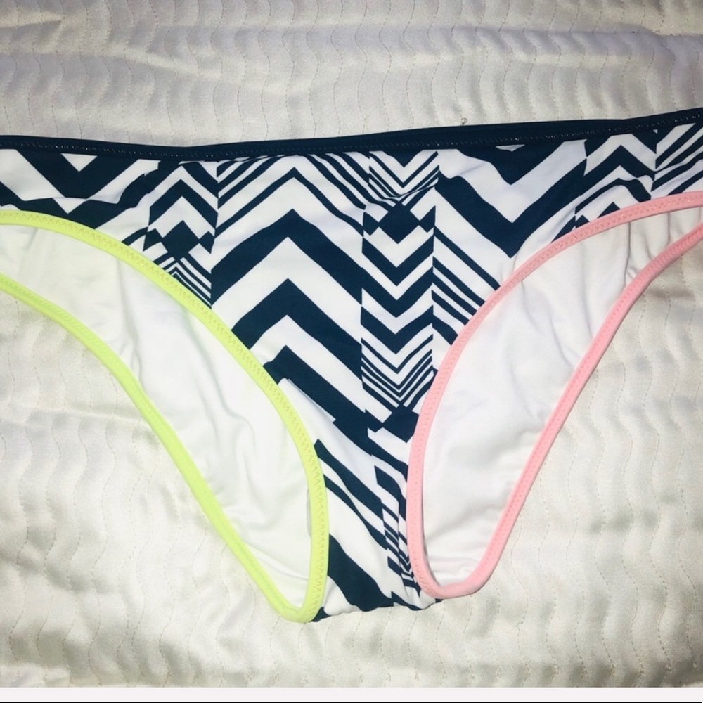 NWOT Victoria’s Secret Chevron Bottoms